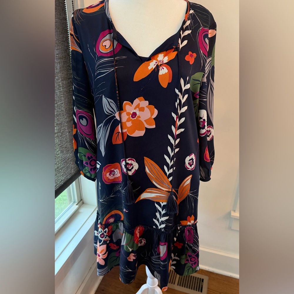 NWOT Jade Melody Tan Navy Ruffle Hem Dress. Size S